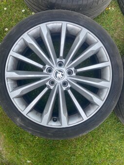 Skoda Trinity R19, 5x112 - 2