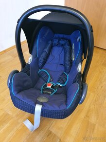 Autosedačka Maxi-Cosi Cabriofix + isofix FamilyFix - 2