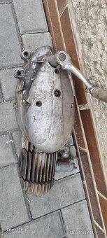 Prodám motor na jawu 555 - 2