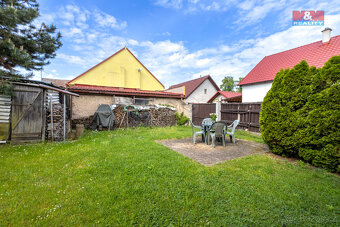 Prodej rodinného domu 6+kk, pozemek 269 m2, Husova, Žiželice - 2