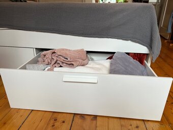 BRIMNES – rám postele s úložným prostorem a čelem, bílá, 180 - 2
