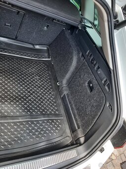 škoda superb 3 DSG 2.0 tdi 140kw 4x4 - 2