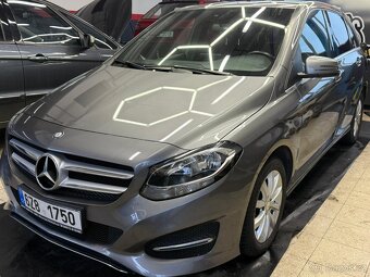Mercedes Benz b - 2