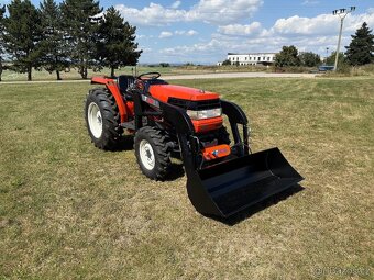 Malotraktor kubota GL32 s celním nakladačem 450 - 2