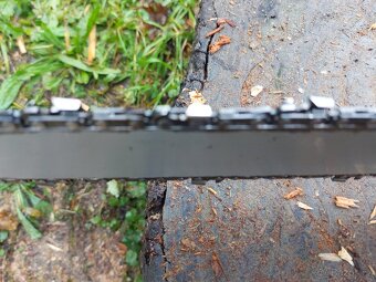 Motorová píla jonsered cs2138 nový řetěz - 2