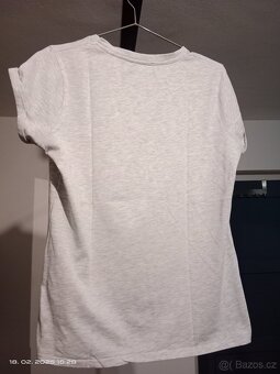 Šedé tričko - 2