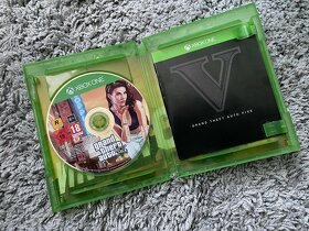 Prodám Xbox One Grand Theft Auto V Premium Edition - 2
