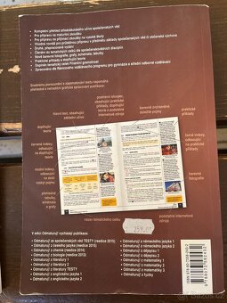 prodám učebnici odmaturuj ze společenských věd - 2