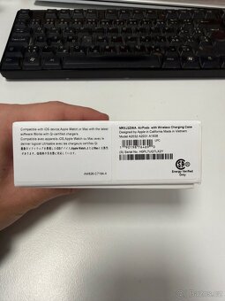 Bezdrátová sluchátka 1:1 design - 2