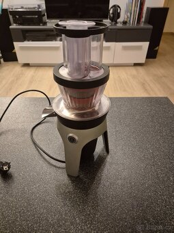 šnekový odšťavňovač Tefal - 2