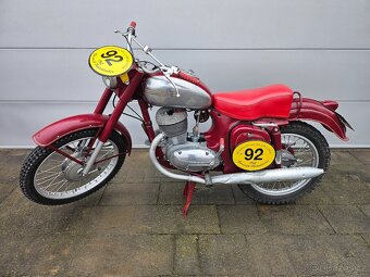 Jawa 250 553 libeňák - 2