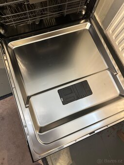 Myčka Whirlpool - 2