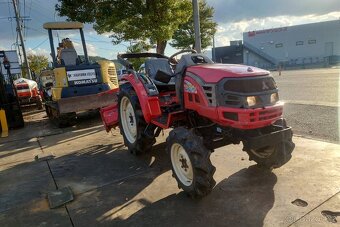 Malotraktor Mitsubishi GS25 - 2