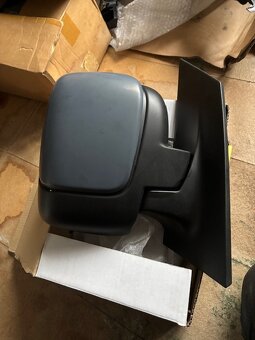 Pravé zrcátko peugeot expert jumpy scudo - 2