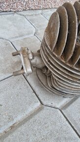 Hlava a válec  tatran/manet - 2