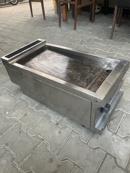 Elektrická grilovací deska - 2