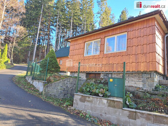 Prodej rodinného domu s chatou Trojanovice - 2