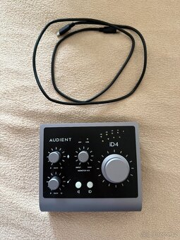 USB zvuková karta AUDIENT iD4 MKII - 2