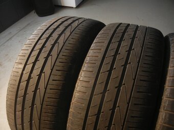 Letní pneu Hankook 235/50R19 - 2