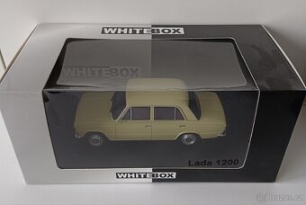 Lada 1200 White box 1:24 - 2