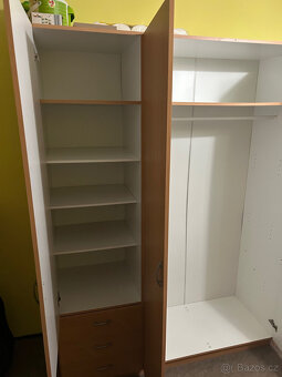 Prodám dvě skříně - 2