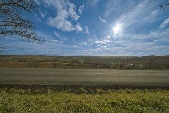 Stavební pozemek 2474m2 na prodej, Mistřice - Javorovec - 2