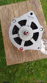 Startér. - 2