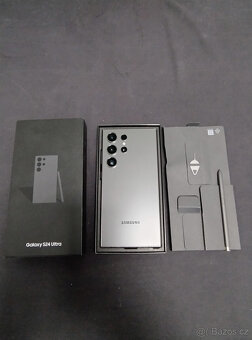 Samsung Galaxy S24 Ultra 12GB/256GB černý titan - 2