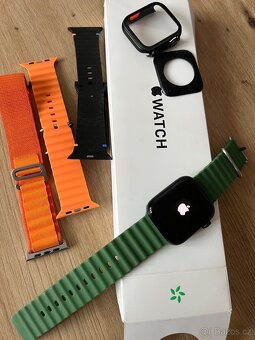 Apple Watch SE 2 2023 se zárukou do 9.11.2026 - 2