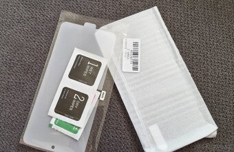 Samsung Galaxy S22 - 2