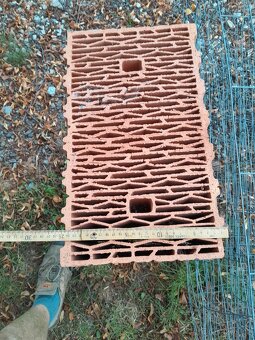 Broušené cihly 420x250x235 - 2