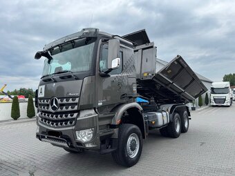 Mercedes Benz Arocs 3345 6x6 třístranný sklápěč Bordmatic - 2