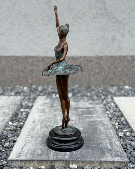 Bronzová socha Balerína luxusní  tanečnice dekorace a dárek - 2