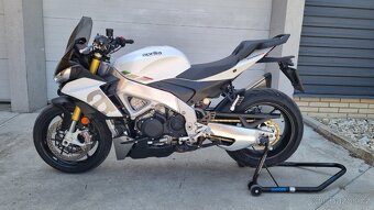 Aprilia Tuono 1100 V4 - 2