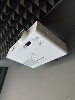 Projektor Panasonic PT-VW350 WXGA - 2