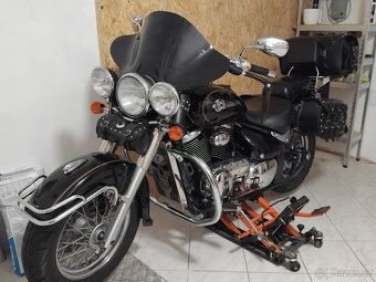 Suzuki Intruder 800 Volusia - 2