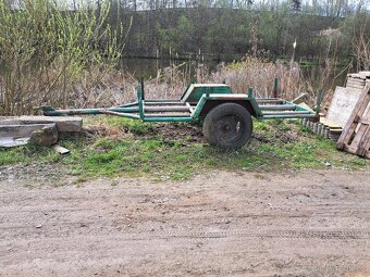 Přívěs, kára za traktor, s pevnou nápravou - 2