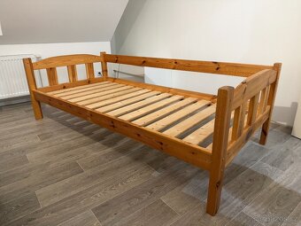 Prodám postel 90x200cm masiv borovice - 2