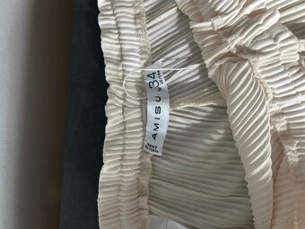 Nové kraťasy vel. 34 - 2