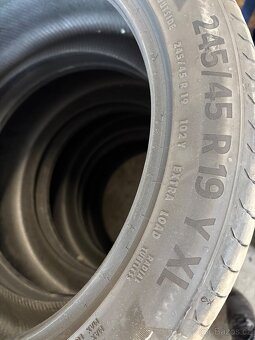 Pneu Continentl 245/45/R19 Y XL - 2
