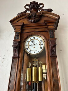 Velké čtvrťové hodiny okolo roku 1880 - originál. - 2