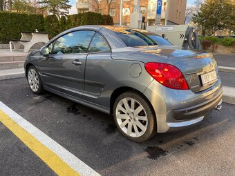 Prodám PEUGEOT 207 CC cabrio, 1,6i turbo 110 KW  REZERVACE - 2