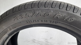 Letní pneu 235/50 R19 - 2