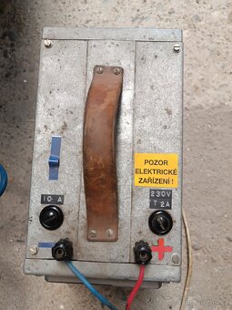 Nabíječka autobaterií 6 -12V - 2
