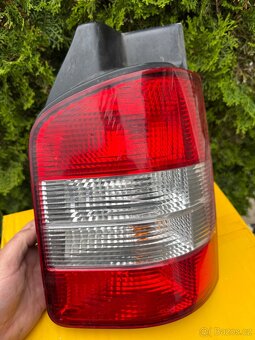 Zadní světlo VW T5 nebo T5.1 pravé - 2