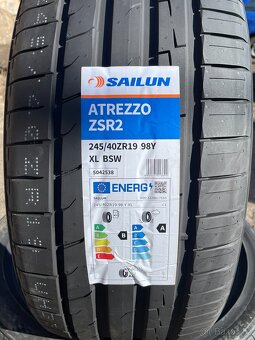 Uplně nové letní pneu 245/40 R19 98Y Sailun - 2