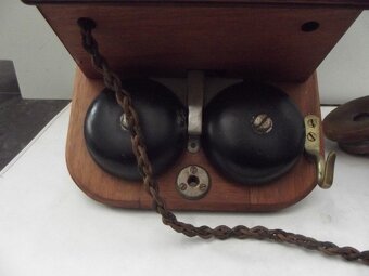Altes Siemens Wandtelefon Fernsprecher Holz Messing usw - 2