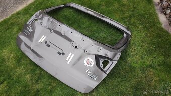 Hyundai ix35 IX35 2009 - 2015 zadna kapota kufor dvere - 2