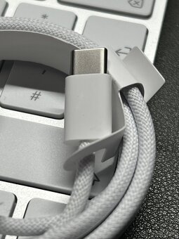 Apple USB-C — USB-C - 2