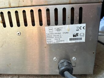 Elektrická grilovací deska metro professional - 2